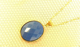 Collier plaqué or avec médaillon bleu pendentif